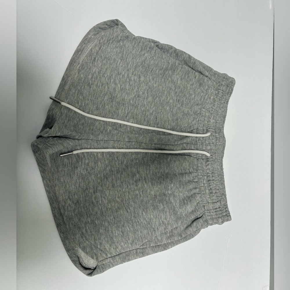 Gray high waisted H&M shorts with draw string